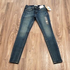 NEW Jessica Simpson kiss me super skinny jeans 00/24